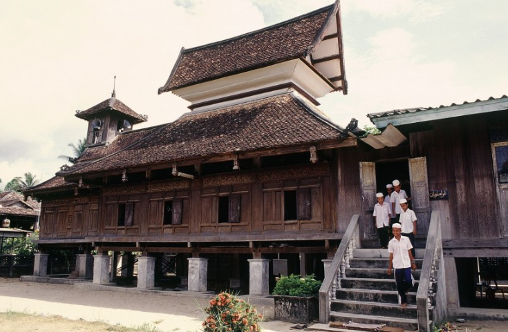 Ini Penampakan Masjid Berusia 300 Tahun di Thailand